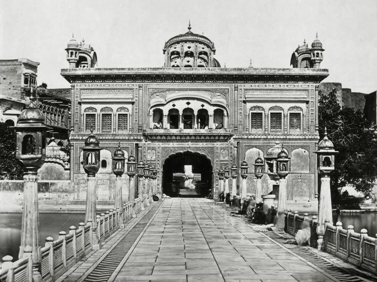 Historic view of the Darshani Deori gateway from the causeway