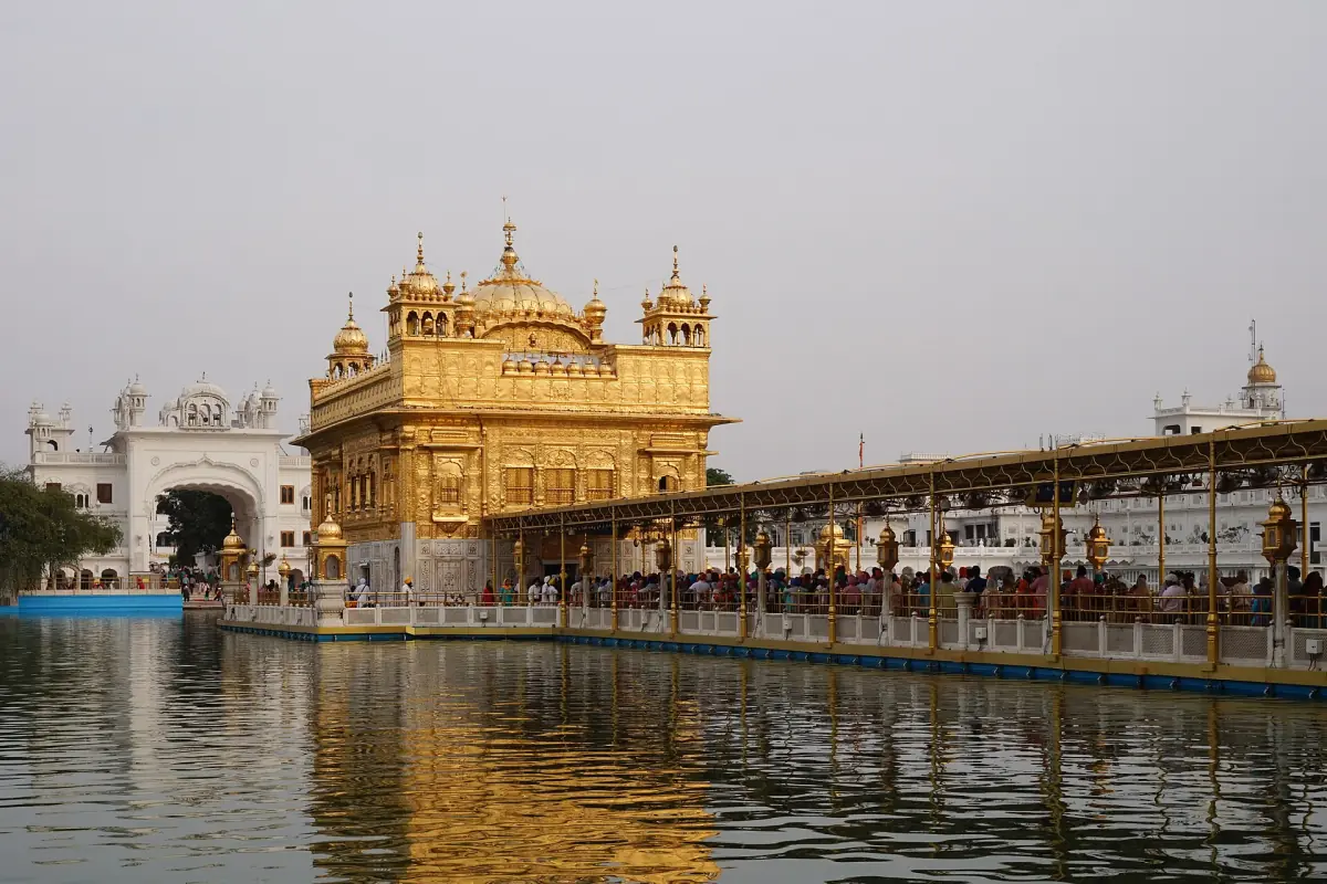 The Golden Temple in the middle of the Amrit Sarovar